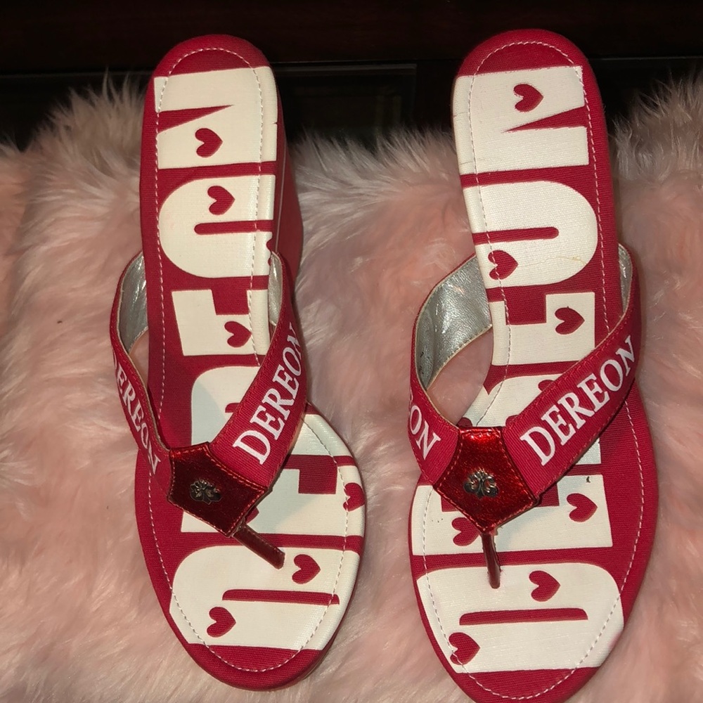 Brand New Vintage Dereon Wedges
